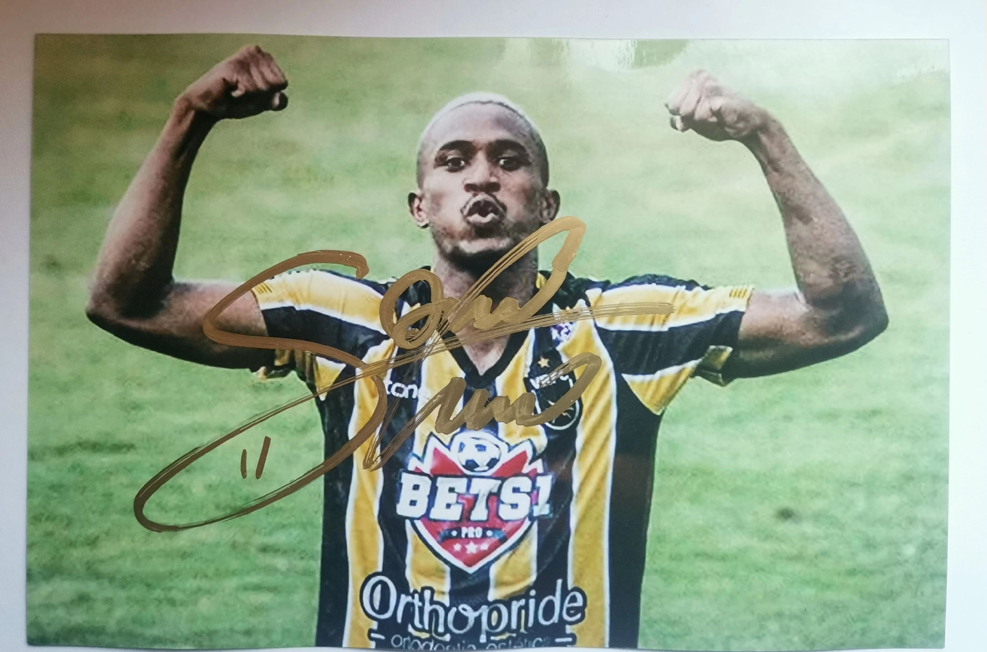 申花球员转会到法国联赛,实现梦想 申花球员转会到法国联赛,实现梦想