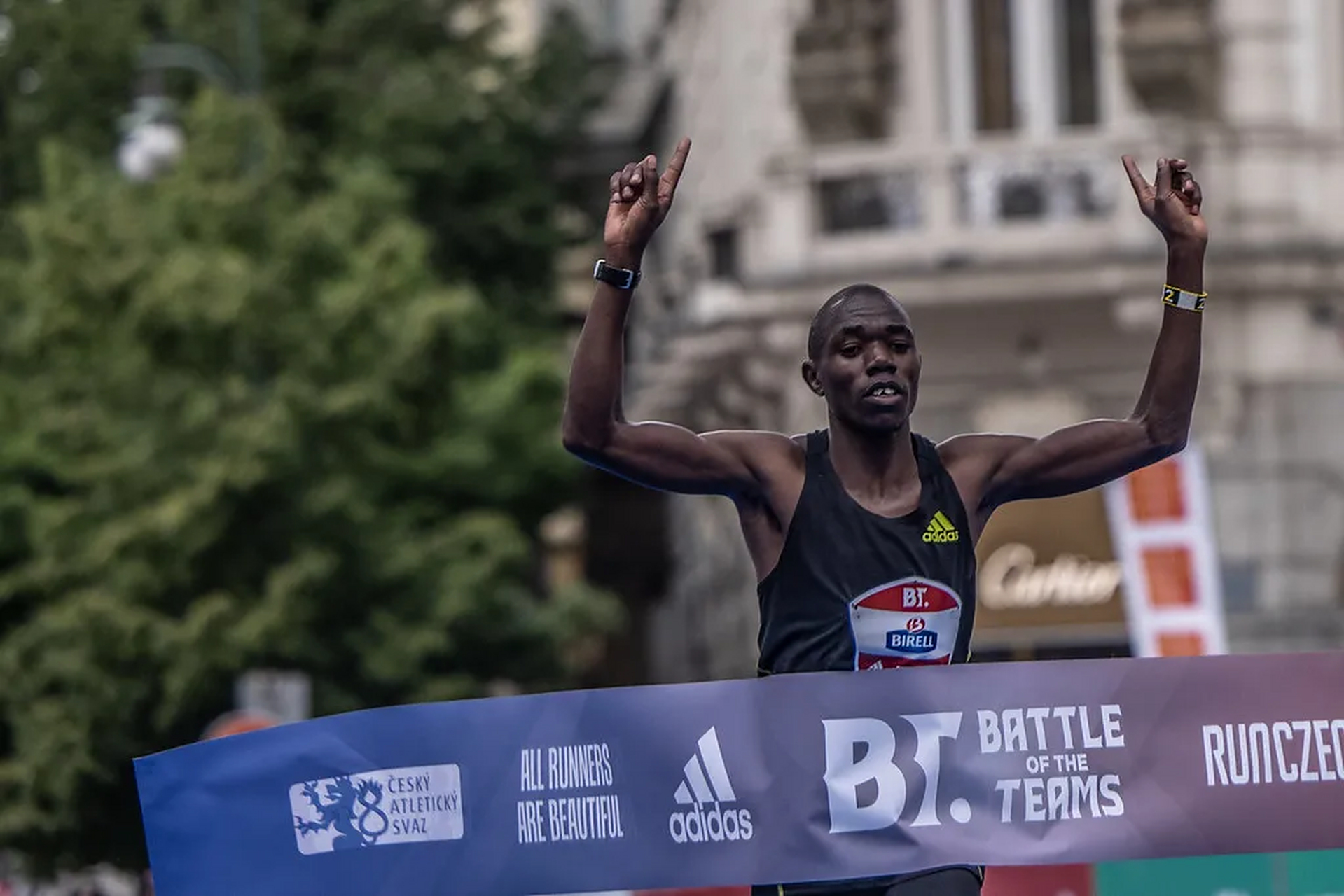 肯尼亚联赛冠军获得升级资格