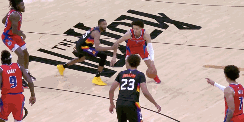 开云体育官方网站-包含灰熊爆冷击败雄鹿，豪取四连胜的词条