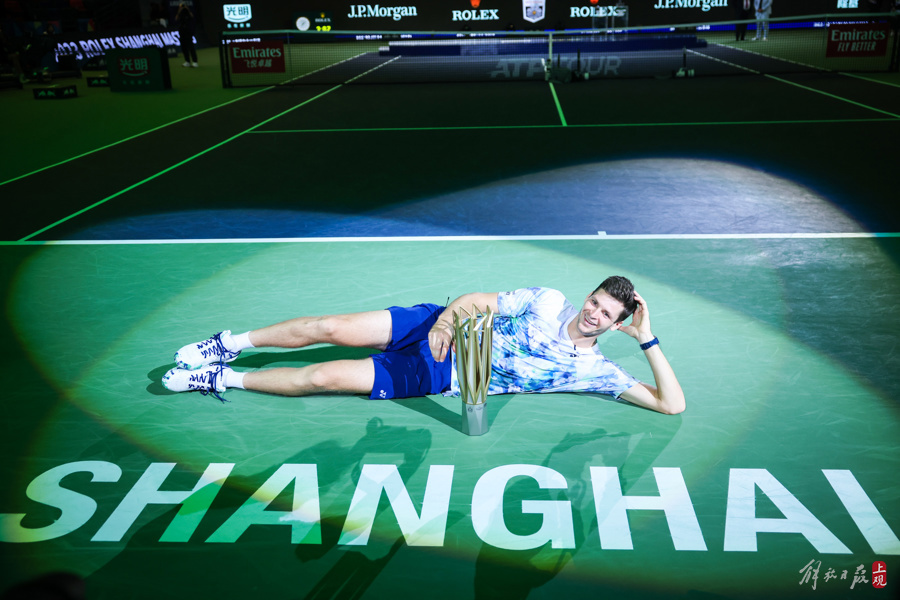 关于意大利网球队险胜世界网球队,费德勒绝境逆转的信息 关于意大利网球队险胜世界网球队,费德勒绝境逆转的信息