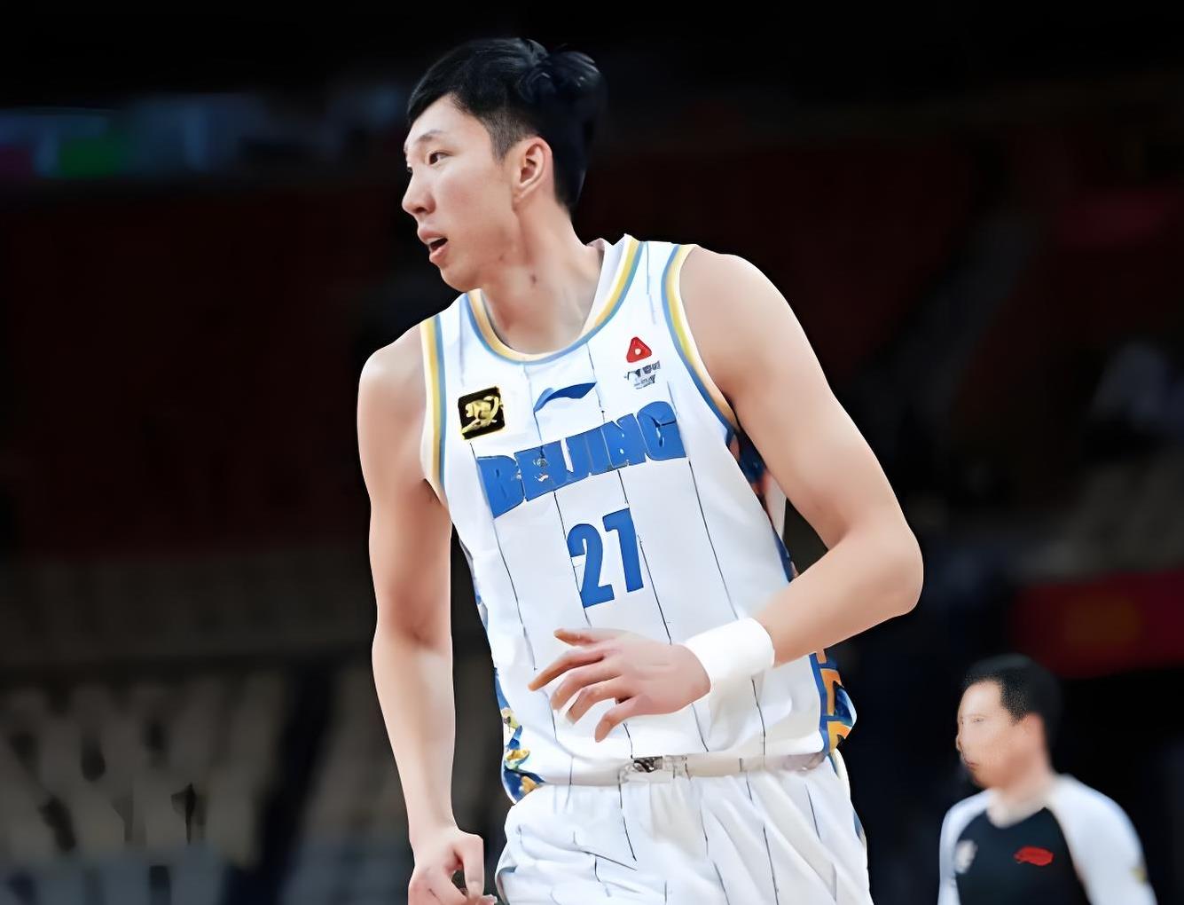 鹈鹕翻盘江苏队，周琦高光表现的简单介绍