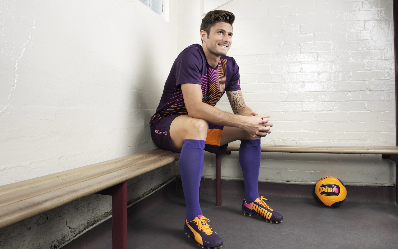 关键一棒扭转乾坤，金童久保建英的跨体育壮举